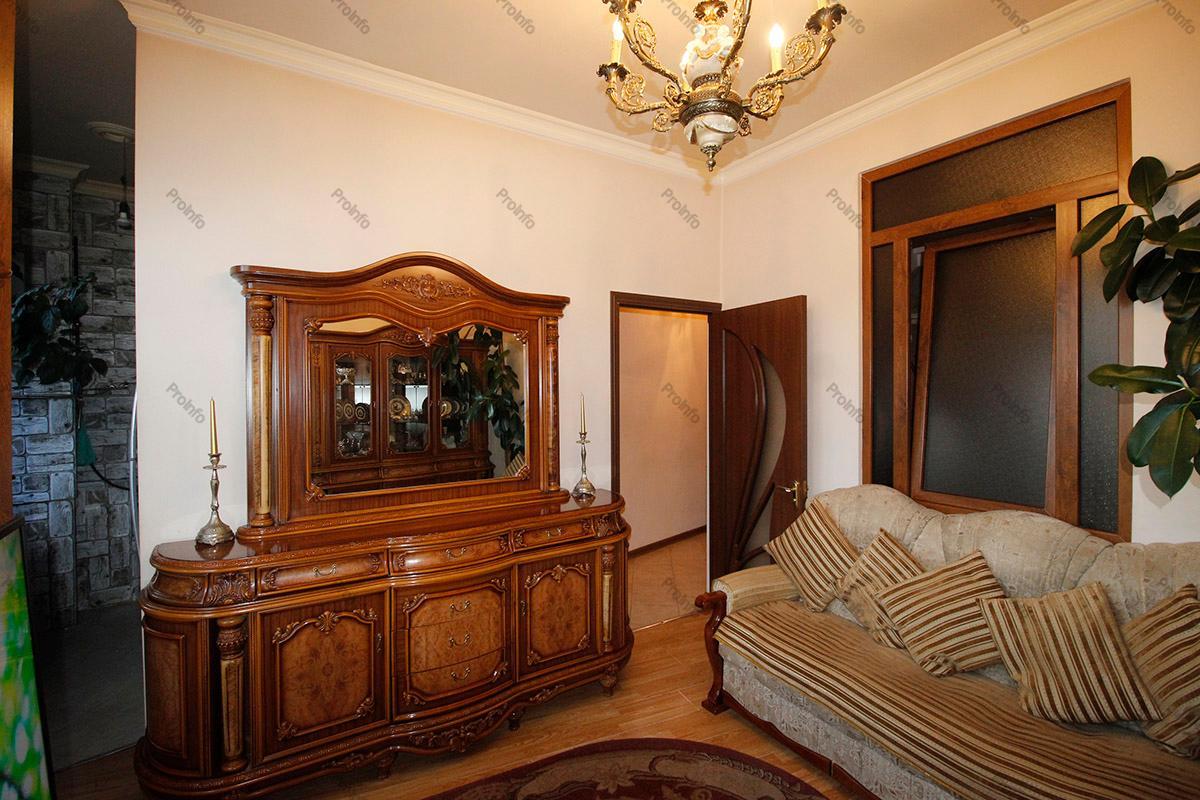 Վաճառվում է 2 սենյականոց բնակարան Երևան, Աջափնյակ, Մելքումով (Աջափնյակ)