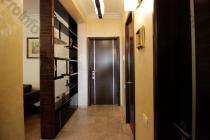 Վաճառվում է 4 սենյականոց բնակարան Երևան, Փոքր Կենտրոն, Աբովյան