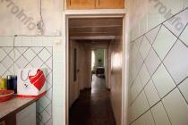 Վաճառվում է 2 սենյականոց բնակարան Երևան, Մեծ կենտրոն, Զավարյան 