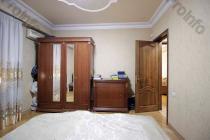 Վաճառվում է 4 սենյականոց բնակարան Երևան, Փոքր Կենտրոն, Բայրոնի