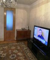 Վաճառվում է 2 սենյականոց բնակարան Երևան, Մեծ կենտրոն, Ե.Քոչարի 