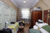 Վաճառվում է 2 սենյականոց բնակարան Երևան, Մեծ կենտրոն, Ալեք Մանուկյան 