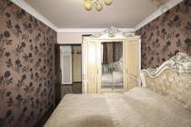 Վաճառվում է 2 սենյականոց բնակարան Երևան, Էրեբունի, Գ. Մահարու