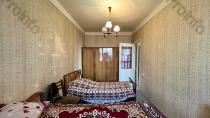 Վաճառվում է 3 սենյականոց բնակարան Երևան, Քանաքեռ-Զեյթուն, Կարապետ Ուլնեցու