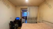 Վաճառվում է 3 սենյականոց բնակարան Երևան, Քանաքեռ-Զեյթուն, Ահարոնյան 