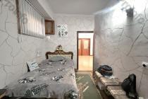Վաճառվում է 7 սենյականոց բնակարան Երևան, Մեծ կենտրոն, Բրյուսովի Կ
