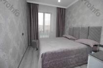 Վաճառվում է 3 սենյականոց բնակարան Երևան, Էրեբունի, Դավիթ Բեկ 1-ին թաղամաս 