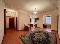 Վաճառվում է 2 սենյականոց բնակարան Երևան, Մեծ կենտրոն, Բաղրամյան (Կենտրոն)