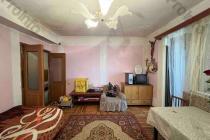 Վաճառվում է 3 սենյականոց բնակարան Երևան, Էրեբունի, Արցախի պող. (Էրեբունի)